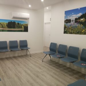 Centro Sanitario Iruña - Sala de espera